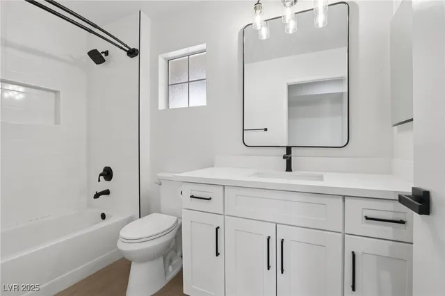 $2,995 | 2548 Tumble Brook Drive, Las Vegas, NV 89134