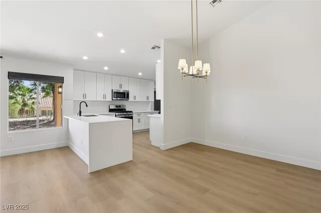 $2,995 | 2548 Tumble Brook Drive, Las Vegas, NV 89134