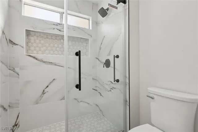 $2,995 | 2548 Tumble Brook Drive, Las Vegas, NV 89134