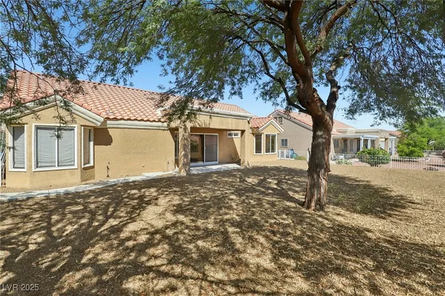 $2,995 | 2548 Tumble Brook Drive, Las Vegas, NV 89134