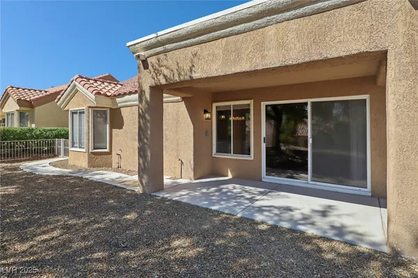 $2,995 | 2548 Tumble Brook Drive, Las Vegas, NV 89134