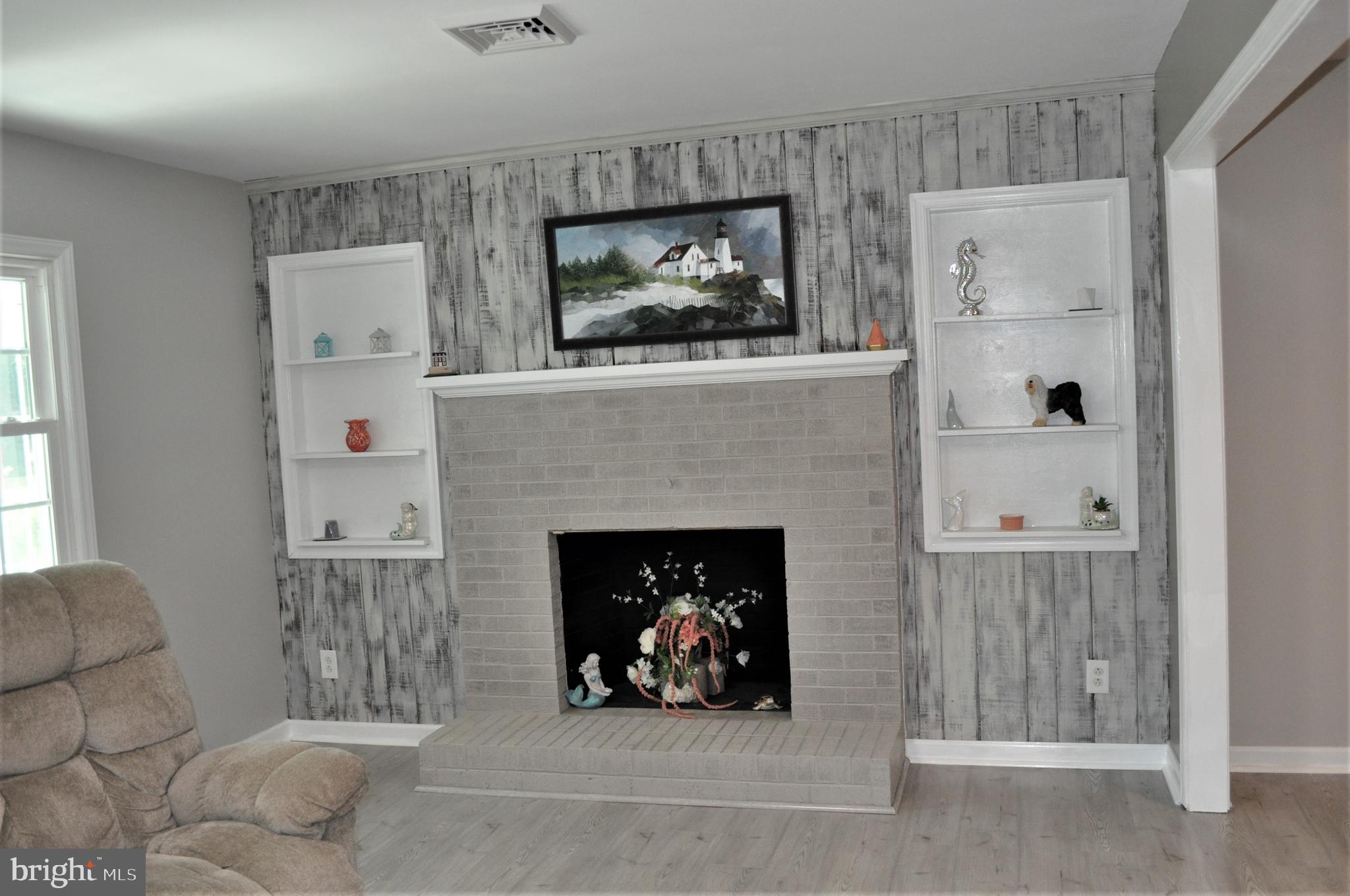 116 Bluebird Road Hague, VA 22469 - Photo 22 of 38 Living Room