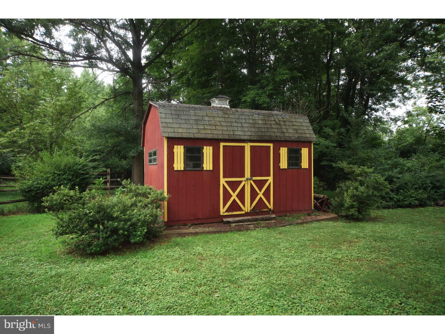 1201 Cabin Road Hatfield, PA 19440 - Photo 11 of 25 Storage Shed