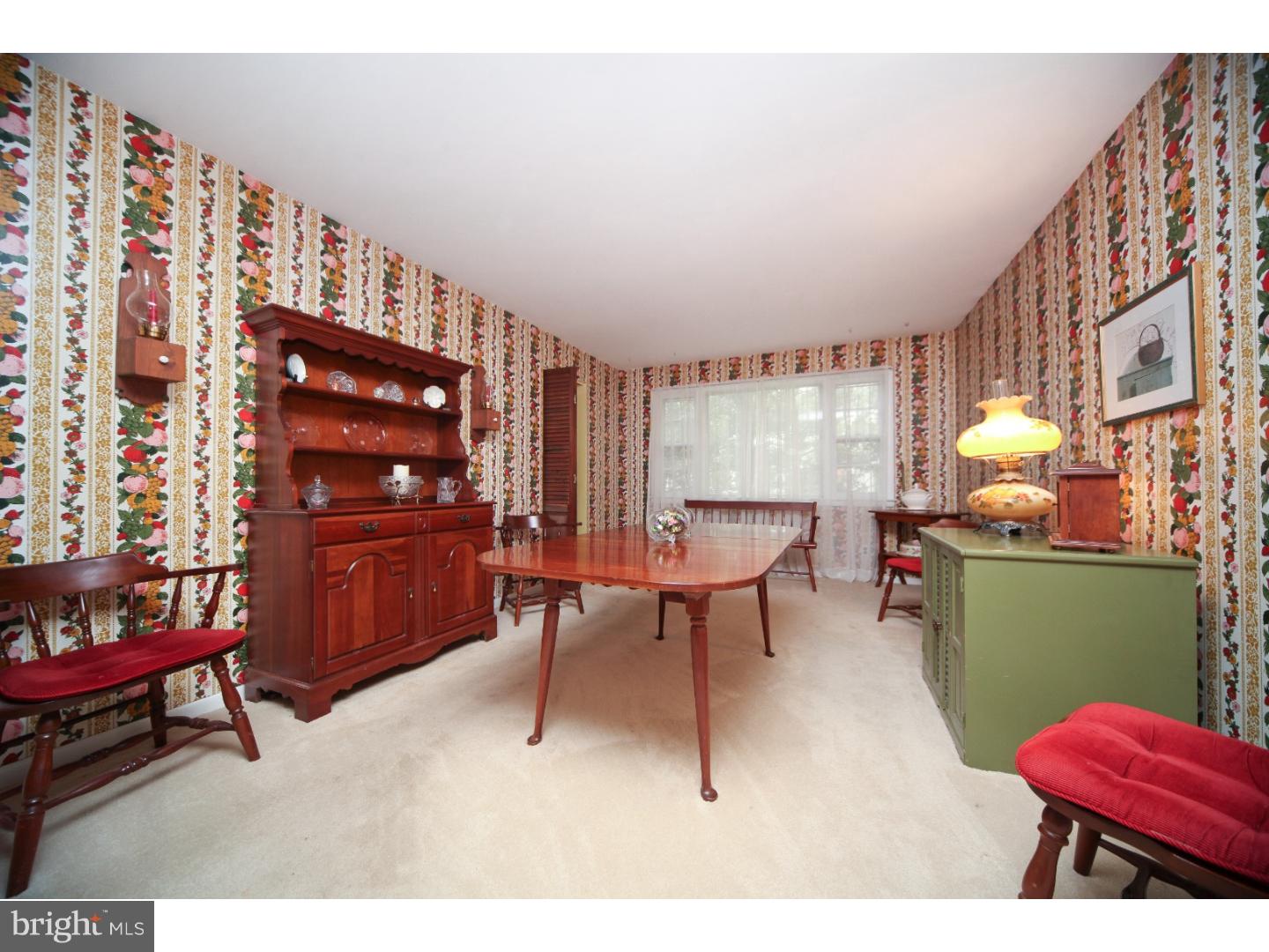 1201 Cabin Road Hatfield, PA 19440 - Photo 5 of 25 Dining Room