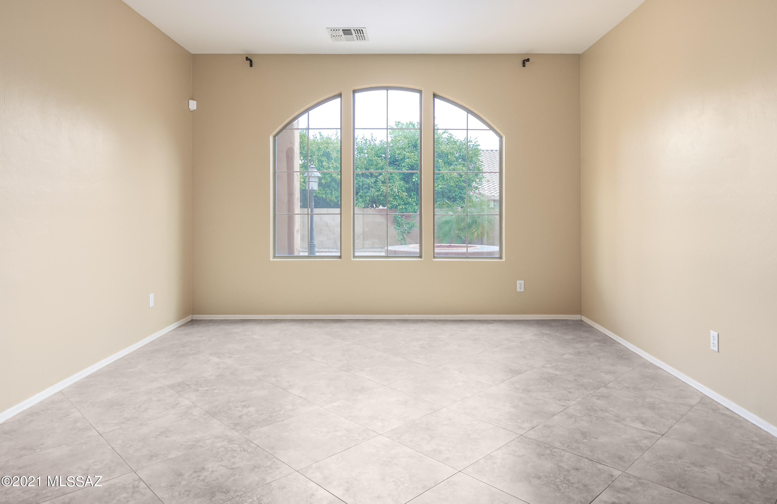 1197 West Rodriguez Road Tucson, AZ 85755 - Photo 5 of 30
