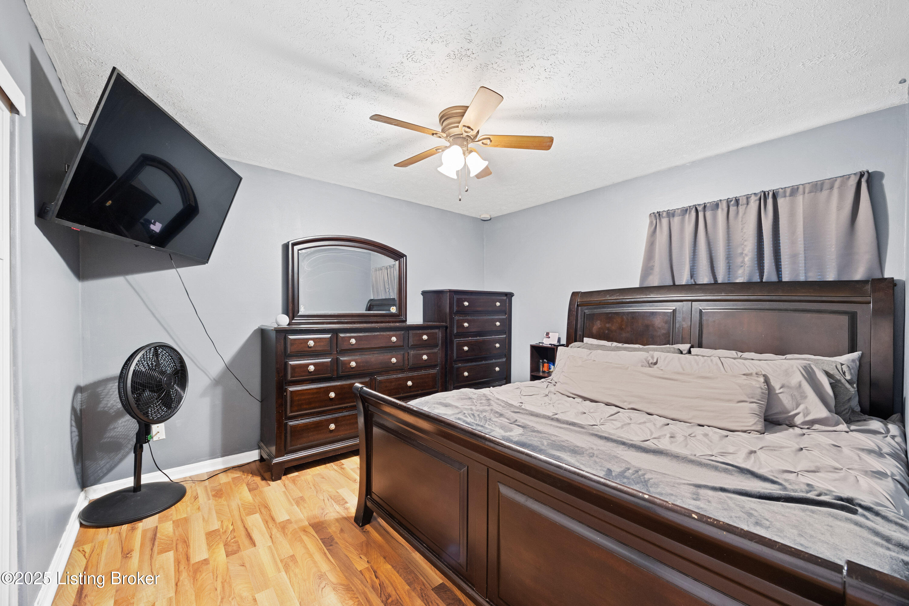 4702 Church Road Louisville, KY 40272 - Photo 17 of 27 017