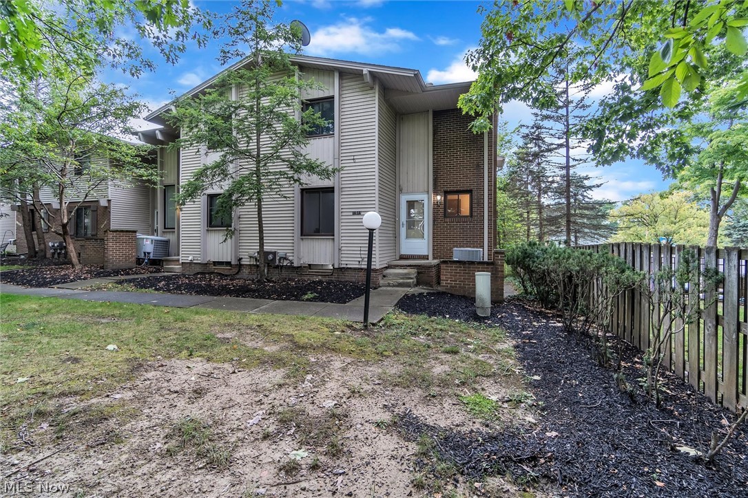 11511 Pearl Road, Unit B201 Strongsville, OH 44136 - Photo 2 of 30 Gallery Image 2