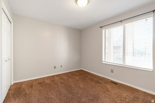 9215 South Jefferson Cove Sandy, UT 84070 - Photo 11 of 21