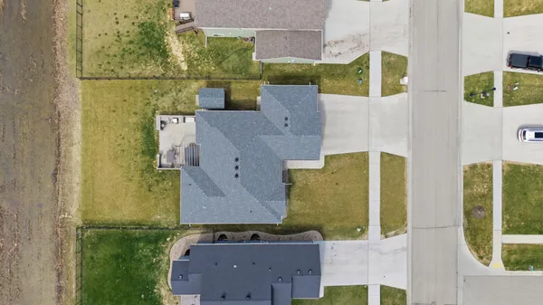 $625,000 | 219 6th Street East, Horace, ND 58047
