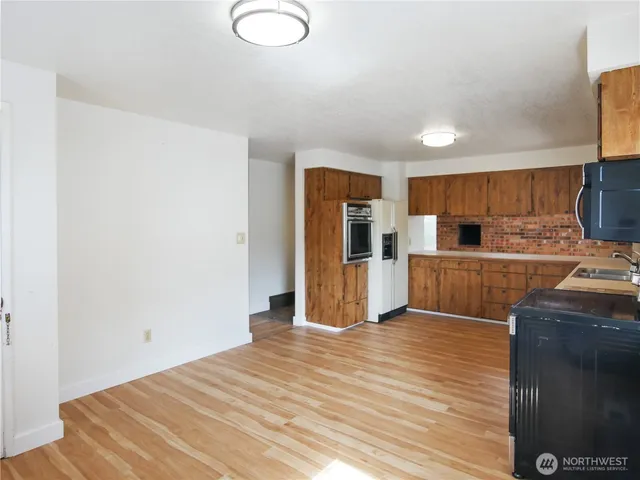 a view of empty room