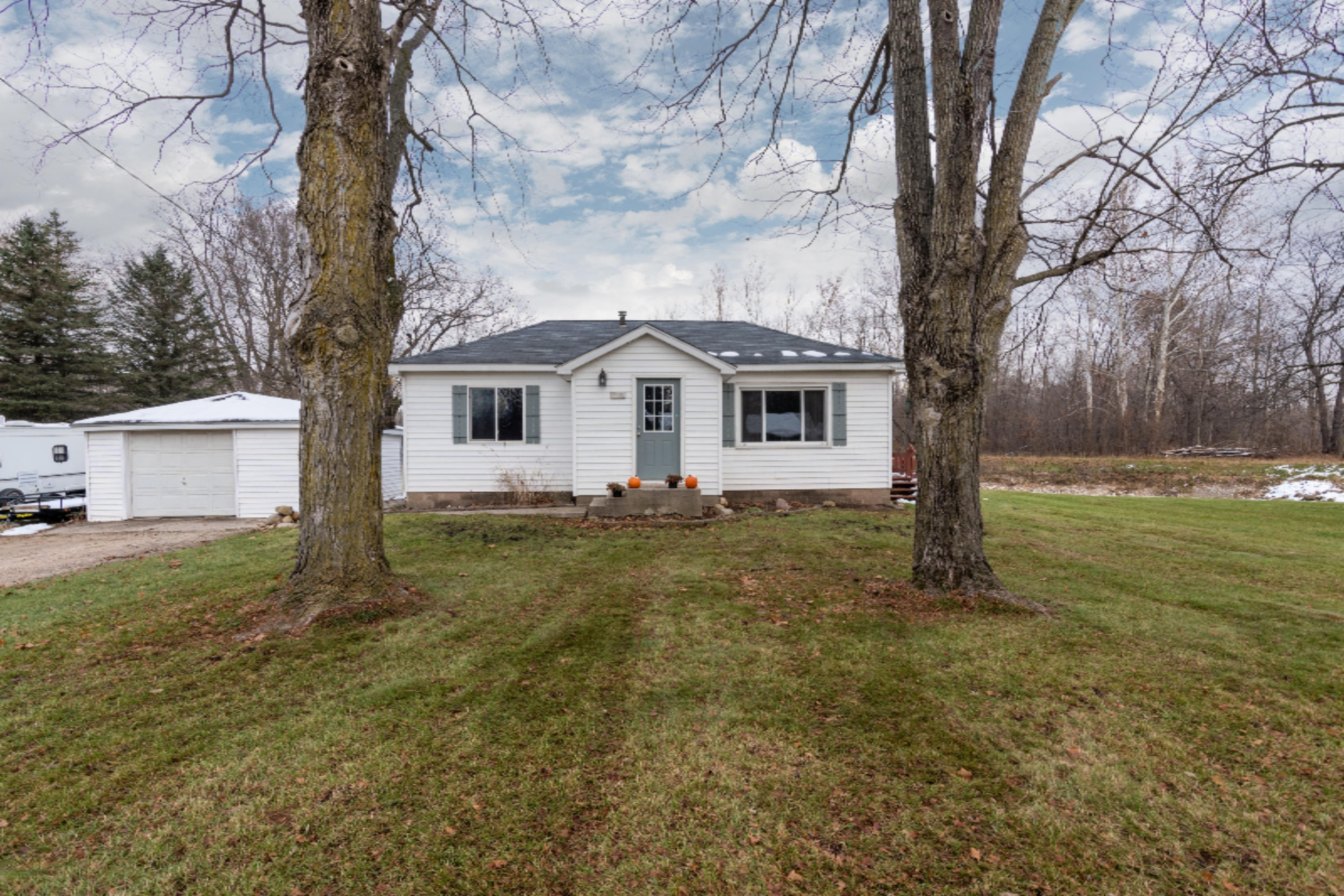 6350 West Irving Road Hastings, MI 49058 - Photo 5 of 31 6350 West Irving-3