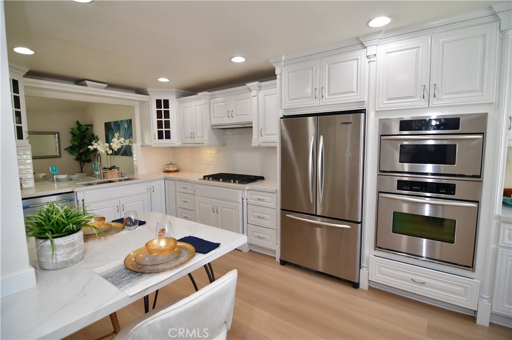 31 Columbus Irvine, CA 92620 - Photo 2 of 45