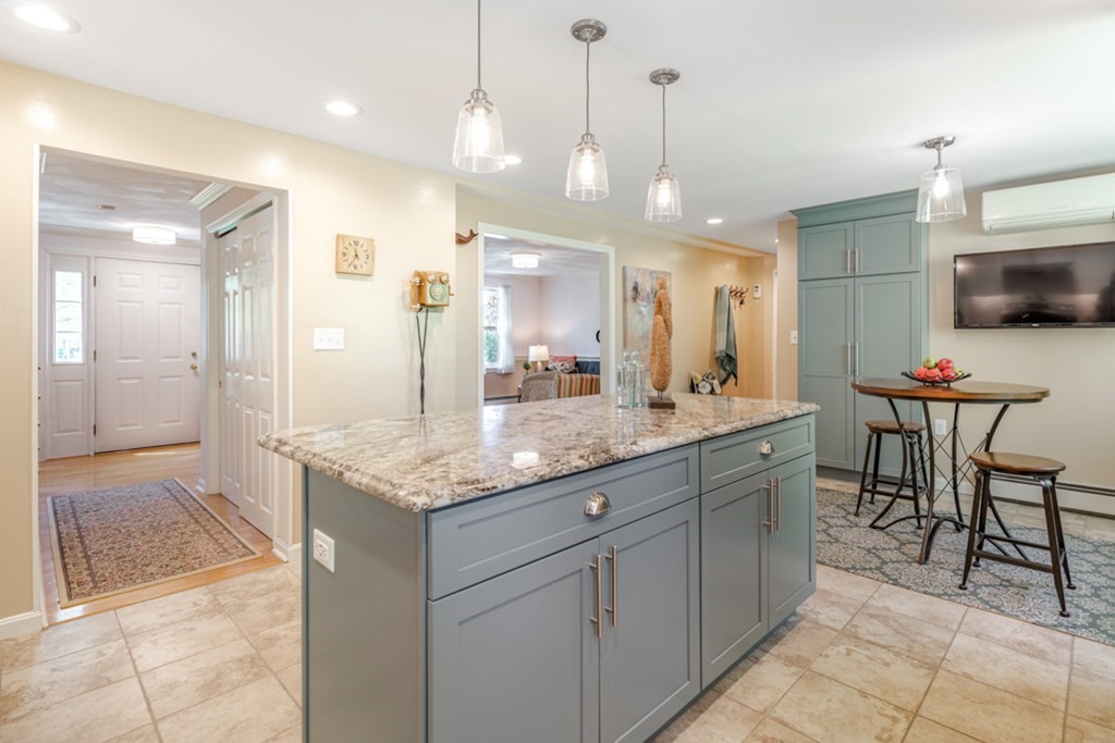 35 Parsons Lane Reading, MA 01867 - Photo 15 of 30