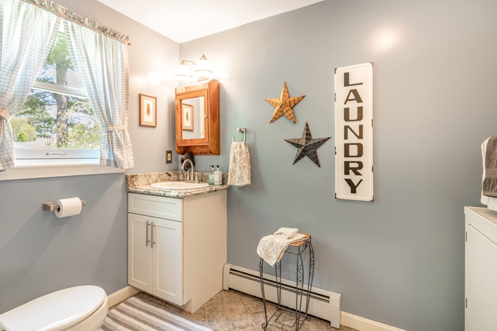 35 Parsons Lane Reading, MA 01867 - Photo 17 of 30