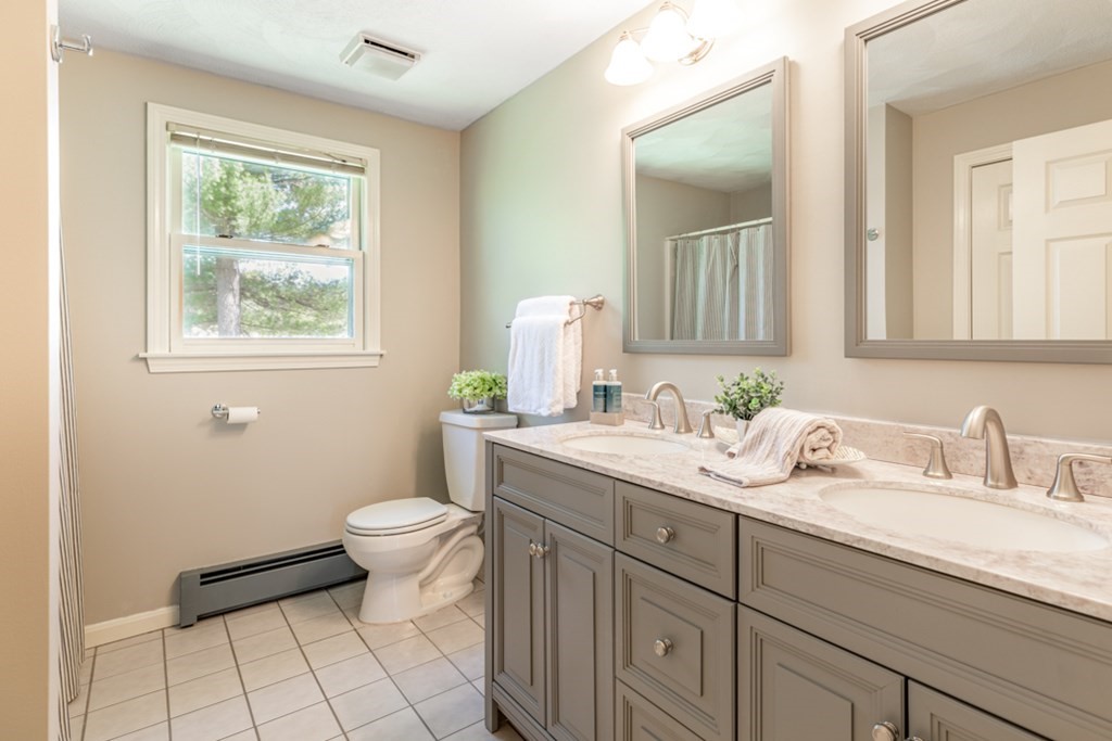 35 Parsons Lane Reading, MA 01867 - Photo 22 of 30