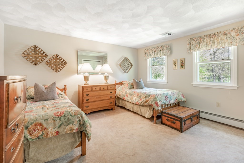 35 Parsons Lane Reading, MA 01867 - Photo 24 of 30