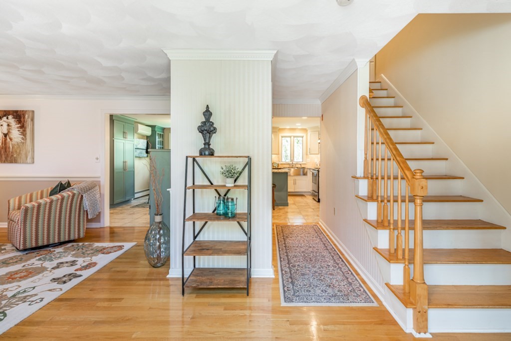 35 Parsons Lane Reading, MA 01867 - Photo 4 of 30