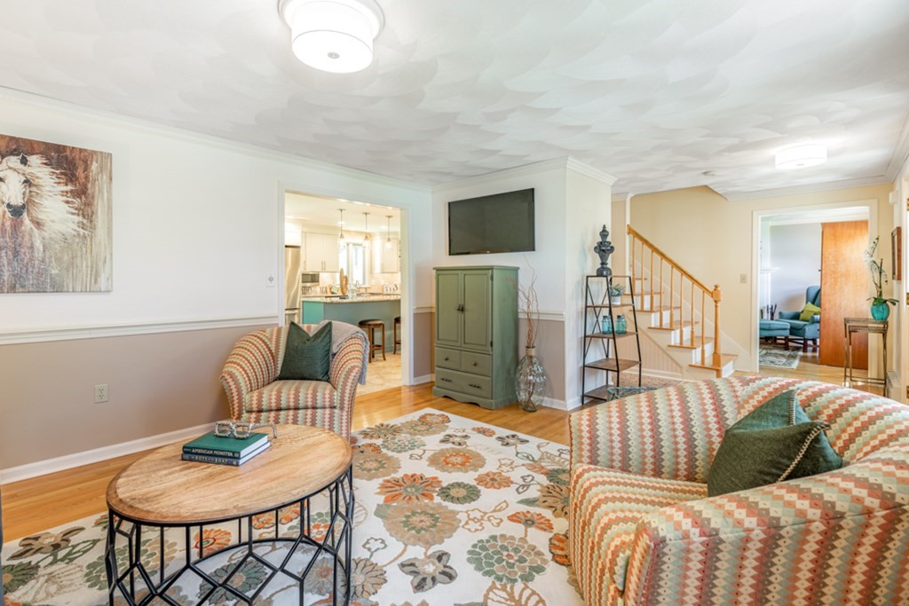 35 Parsons Lane Reading, MA 01867 - Photo 7 of 30