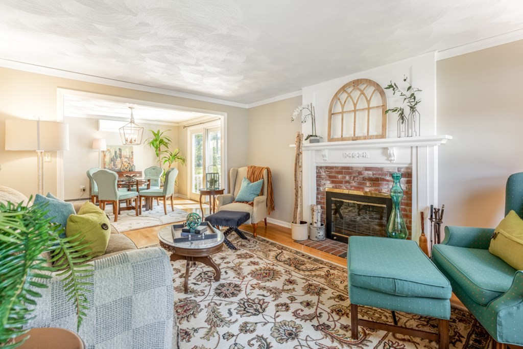 35 Parsons Lane Reading, MA 01867 - Photo 8 of 30