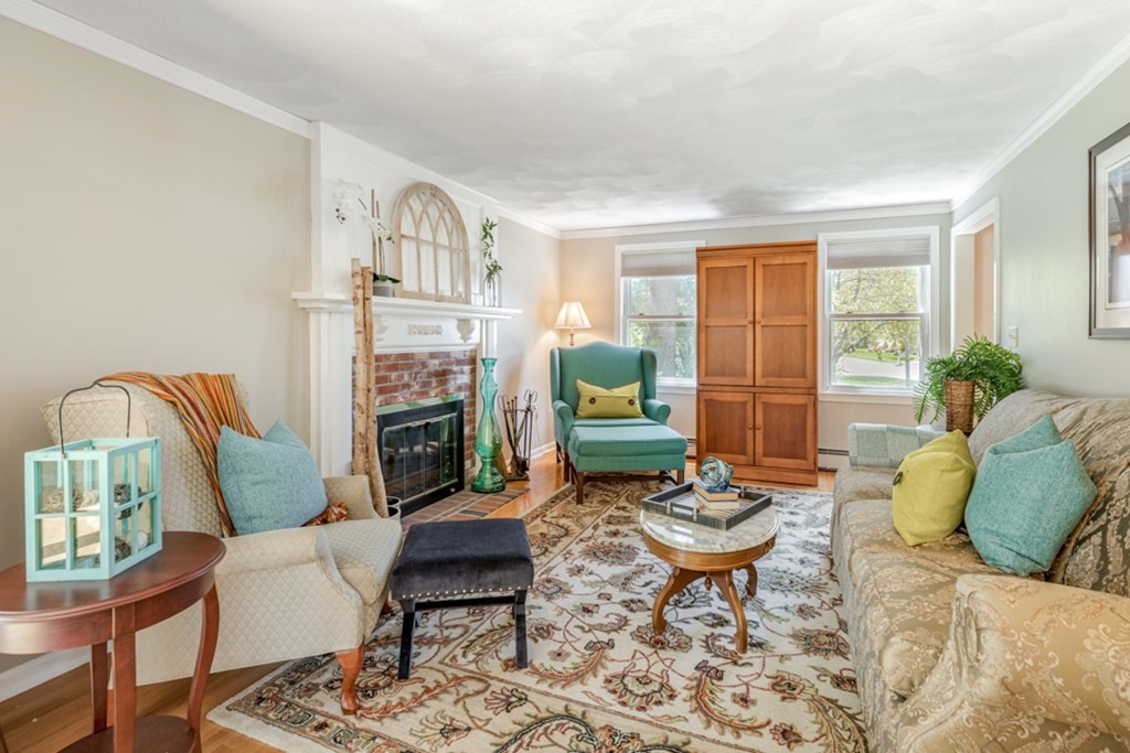 35 Parsons Lane Reading, MA 01867 - Photo 9 of 30