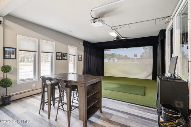 $699,900 | 5180 Western Turnpike, Guilderland, NY 12009