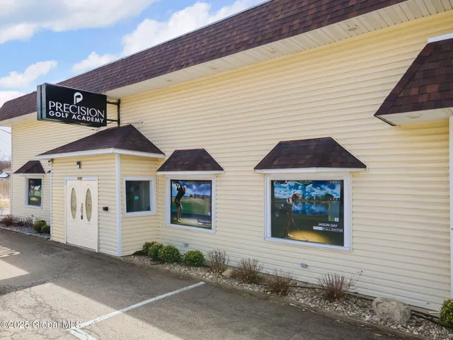 $699,900 | 5180 Western Turnpike, Guilderland, NY 12009