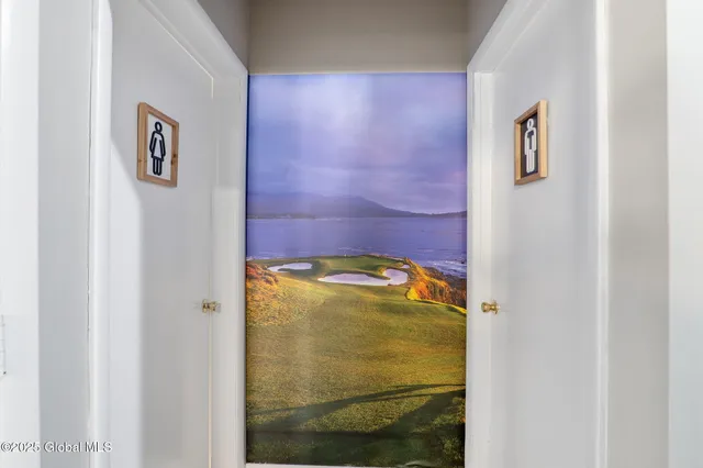 $699,900 | 5180 Western Turnpike, Guilderland, NY 12009