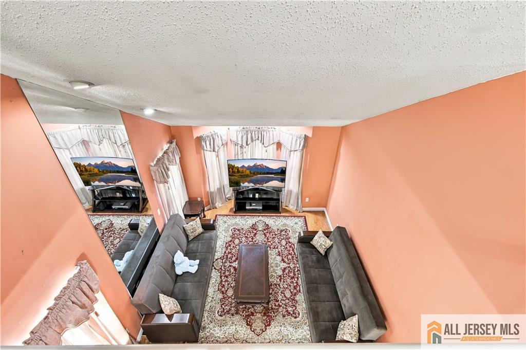 98 Orion Road Piscataway, NJ 08854 - Photo 7 of 32 Gallery Image 7