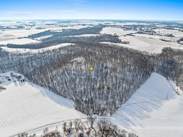 $359,000 | W9162 570th Avenue, Ellsworth, WI 54011