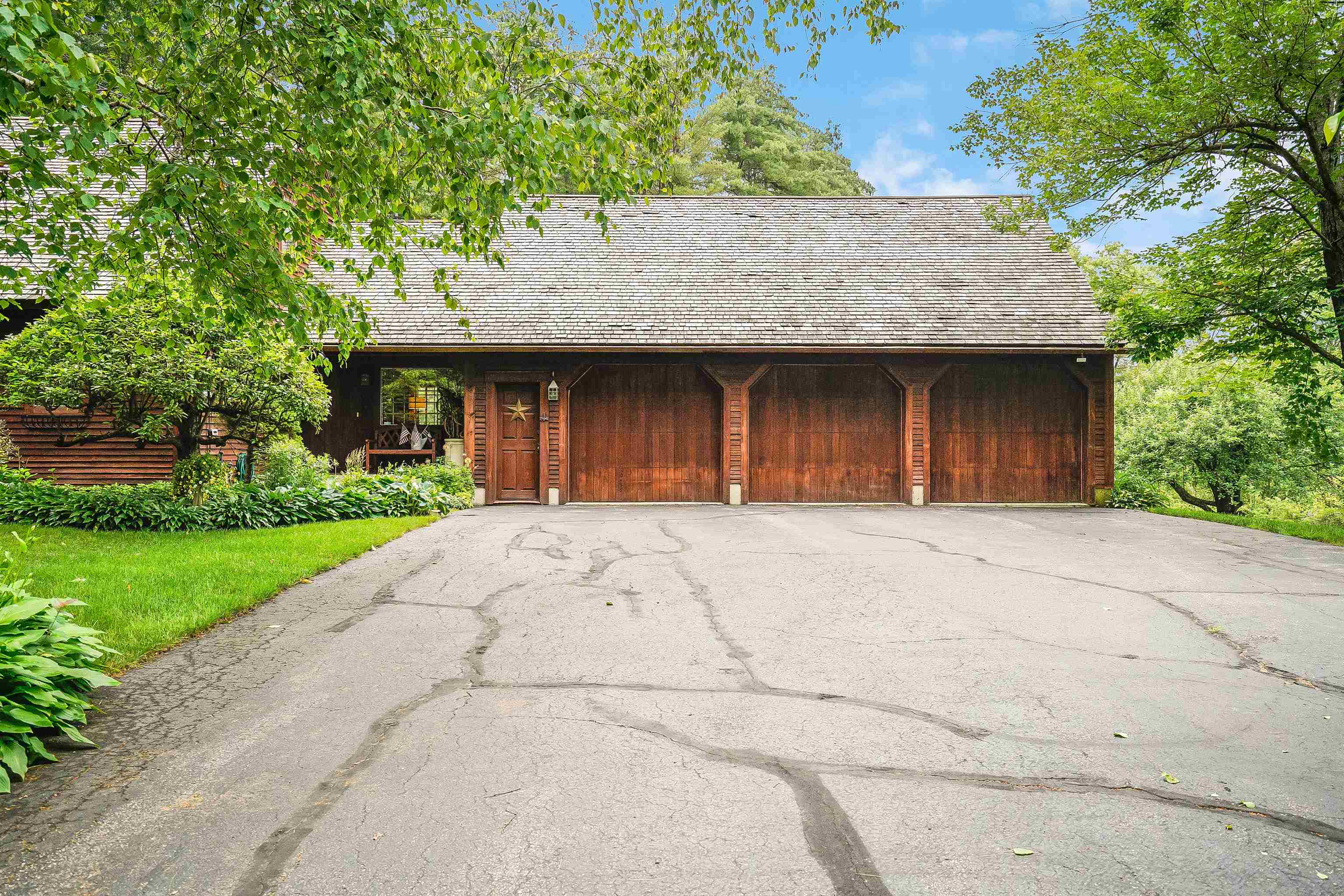 232 Hopkinton Road Concord, NH 03301 - Photo 4 of 40
