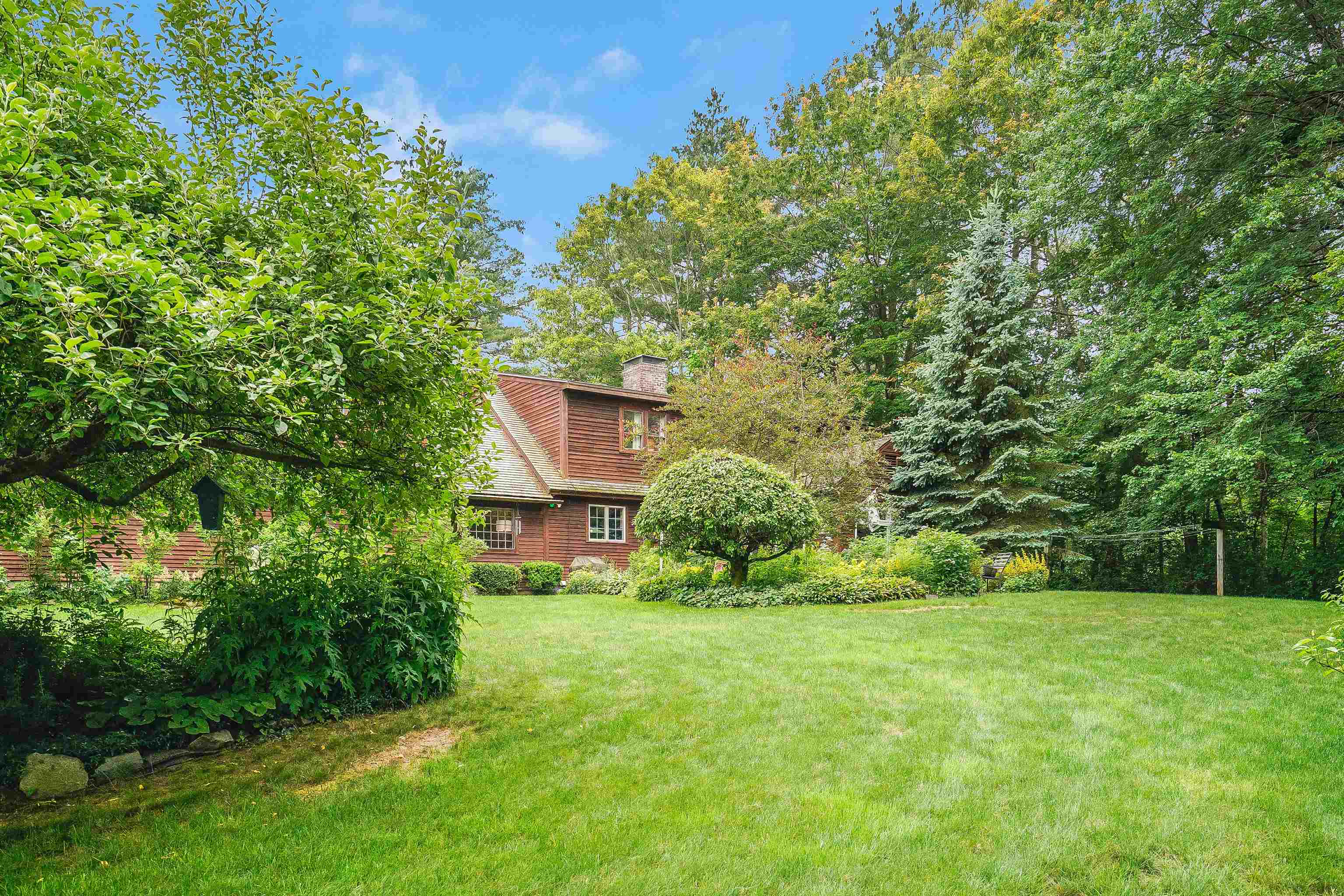 232 Hopkinton Road Concord, NH 03301 - Photo 5 of 40