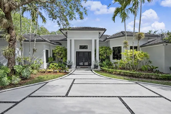 $13,499 | 8973 Southwest 96th Street, Unit 8973, Miami, FL 33176