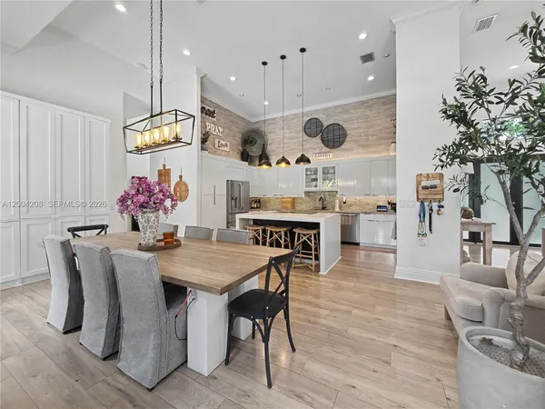 $13,499 | 8973 Southwest 96th Street, Unit 8973, Miami, FL 33176