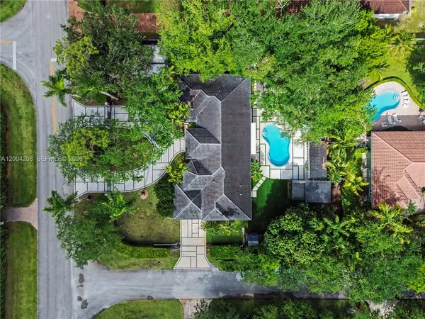 $13,499 | 8973 Southwest 96th Street, Unit 8973, Miami, FL 33176