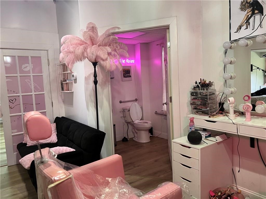 692 East Avenue Warwick, RI 02886 - Photo 16 of 16