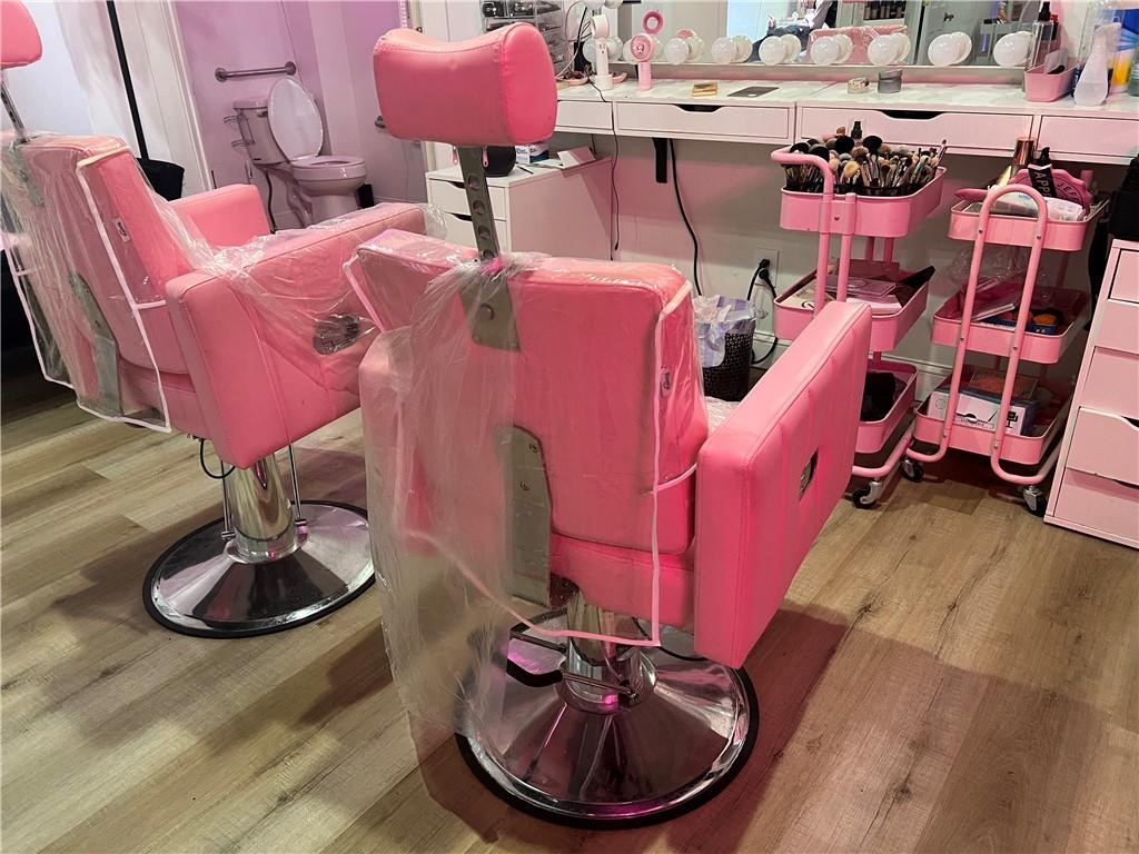 692 East Avenue Warwick, RI 02886 - Photo 5 of 16