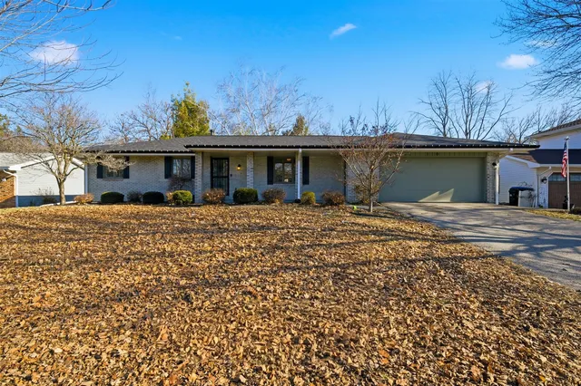 $298,500 | 110 South Hershey Road, Bloomington, IL 61704