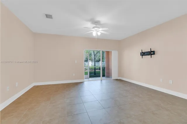 $420,000 | 10705 Santa Monica Place, Tamarac, FL 33321