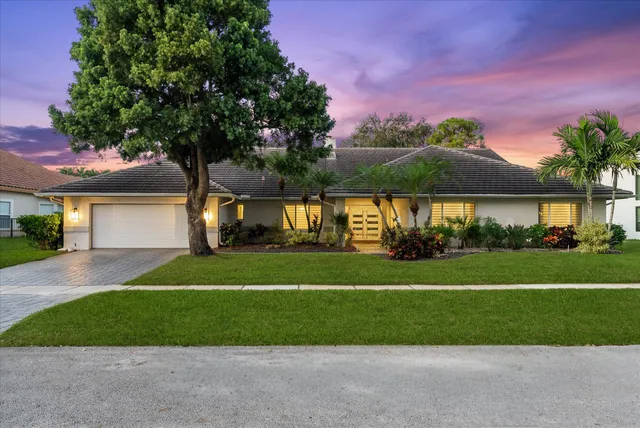 $1,900,000 | 4429 Woodfield Boulevard, Boca Raton, FL 33434