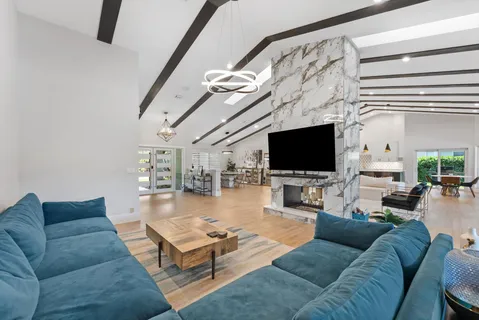 $1,900,000 | 4429 Woodfield Boulevard, Boca Raton, FL 33434