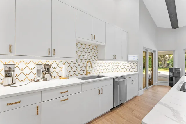 $1,900,000 | 4429 Woodfield Boulevard, Boca Raton, FL 33434