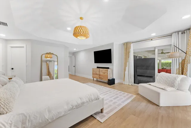 $1,900,000 | 4429 Woodfield Boulevard, Boca Raton, FL 33434