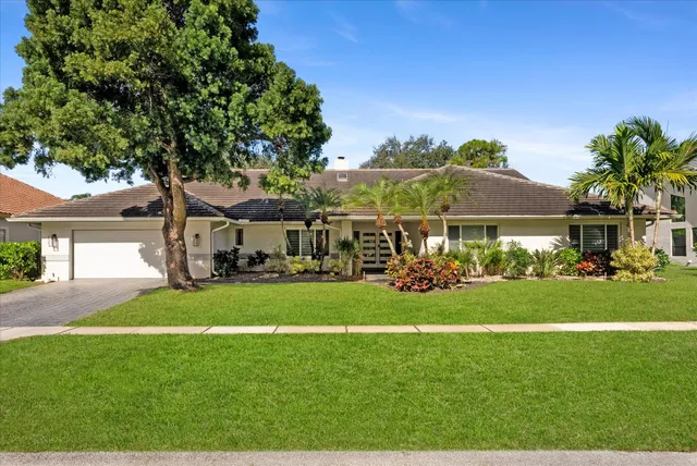 $1,900,000 | 4429 Woodfield Boulevard, Boca Raton, FL 33434