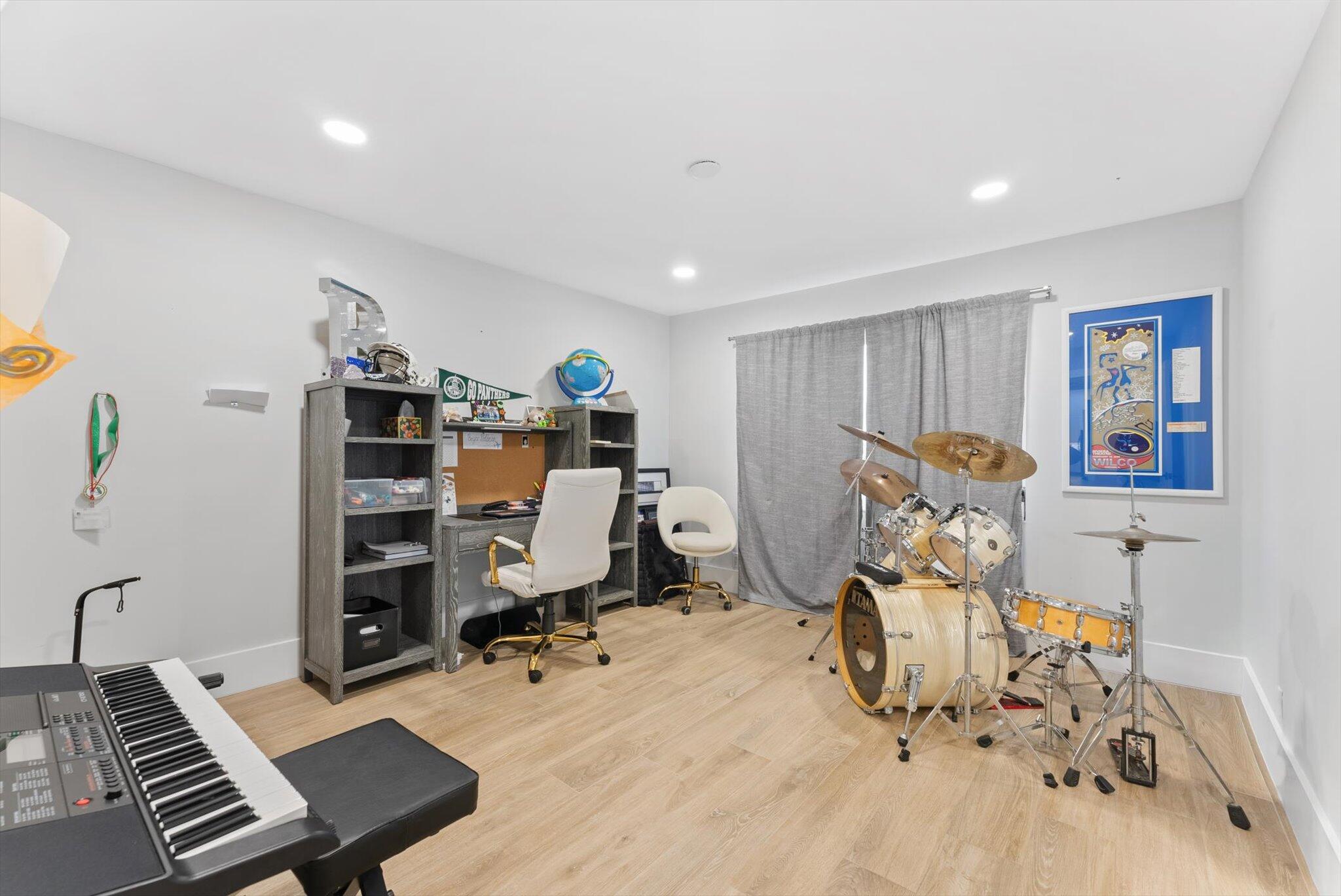 4429 Woodfield Boulevard Boca Raton, FL 33434 - Photo 33 of 61 a view of a workspace with furniture and toys