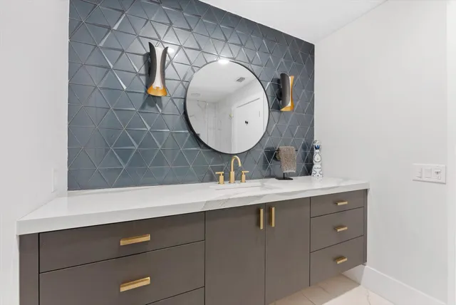 $1,900,000 | 4429 Woodfield Boulevard, Boca Raton, FL 33434