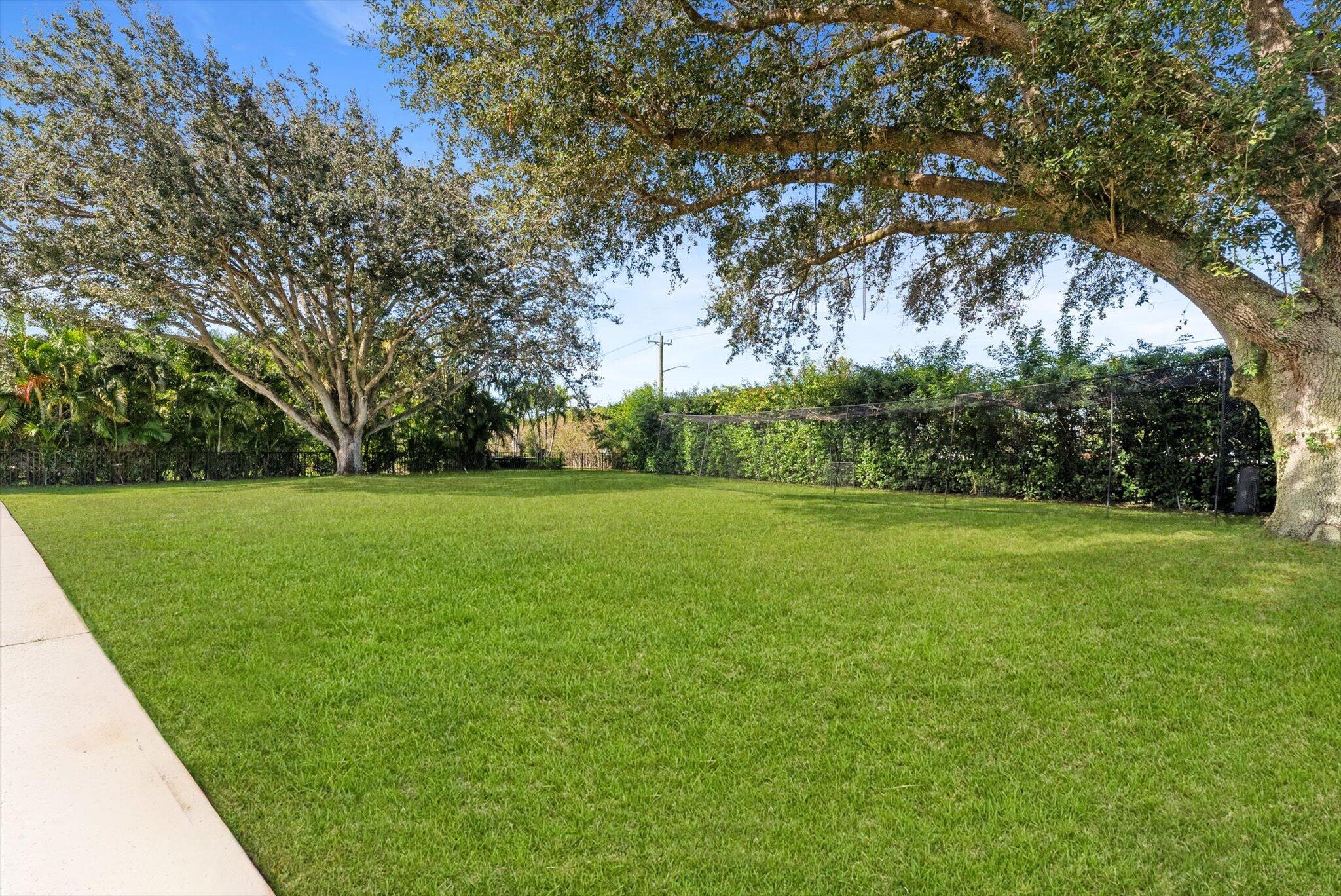 4429 Woodfield Boulevard Boca Raton, FL 33434 - Photo 46 of 61 Yard