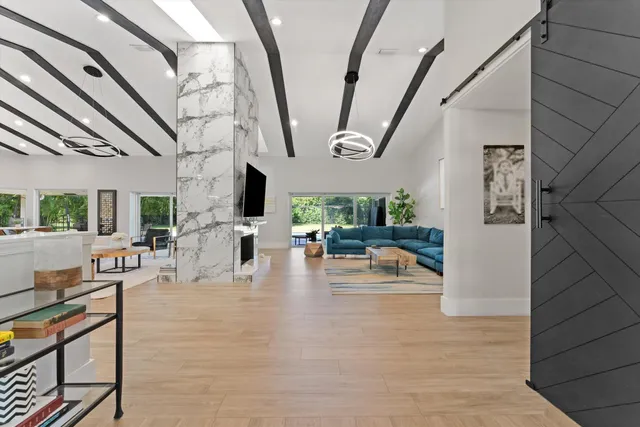 $1,900,000 | 4429 Woodfield Boulevard, Boca Raton, FL 33434