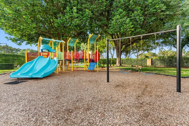 $1,900,000 | 4429 Woodfield Boulevard, Boca Raton, FL 33434