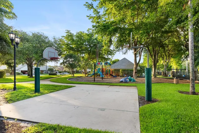 $1,900,000 | 4429 Woodfield Boulevard, Boca Raton, FL 33434