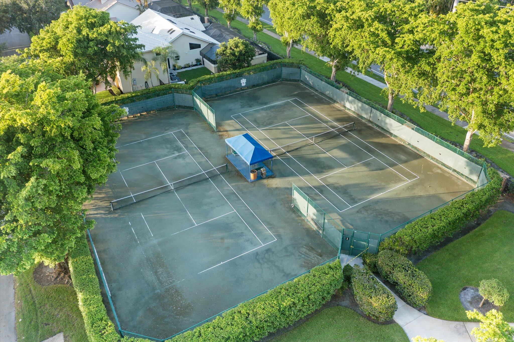 4429 Woodfield Boulevard Boca Raton, FL 33434 - Photo 58 of 61 a view of outdoor space and yard